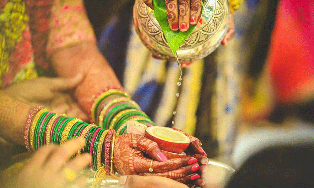 Millenials-getting-married-online-NewsORB360